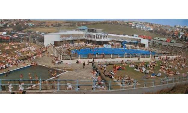 Photograph of Saltdean Lido - 1987
